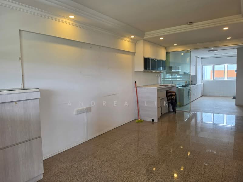 117 Yishun Ring Road HDB Flat For Sale at S$ 450,000 | PropertyGuru Singapore