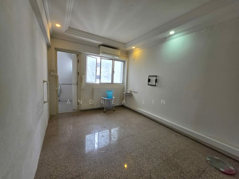 117 Yishun Ring Road HDB Flat For Sale at S$ 450,000 | PropertyGuru Singapore