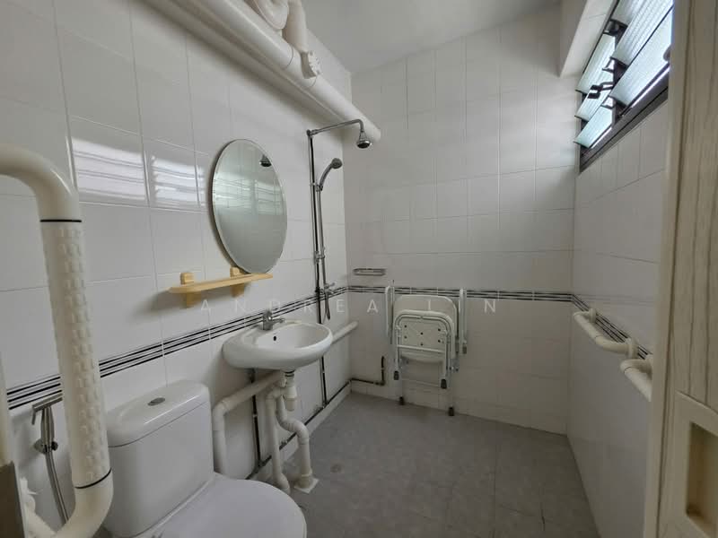 117 Yishun Ring Road HDB Flat For Sale at S$ 450,000 | PropertyGuru Singapore