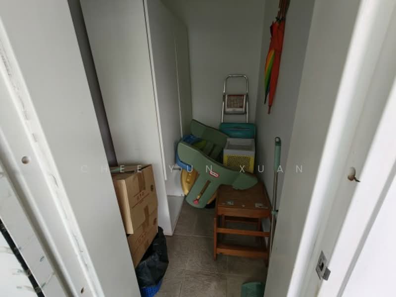 The Stellar, 20 West Coast Road, 3 Bedrooms, 1,335 sqft, Condominium For Rent, by Chee Yun Xuan, 60241786 - Bomb Shelter - PropertyGuru.com.sg