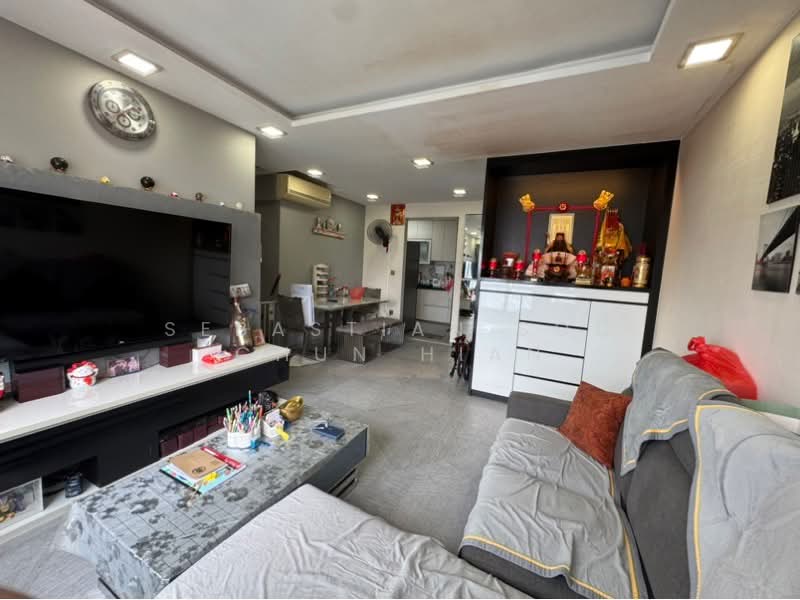 293D Bukit Batok Street 21 HDB Flat For Sale at S$ 850,000 | PropertyGuru Singapore