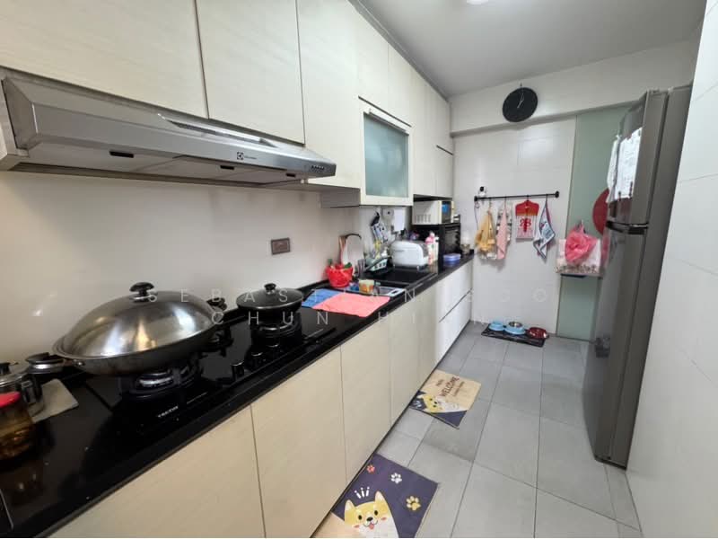 293D Bukit Batok Street 21 HDB Flat For Sale at S$ 850,000 | PropertyGuru Singapore