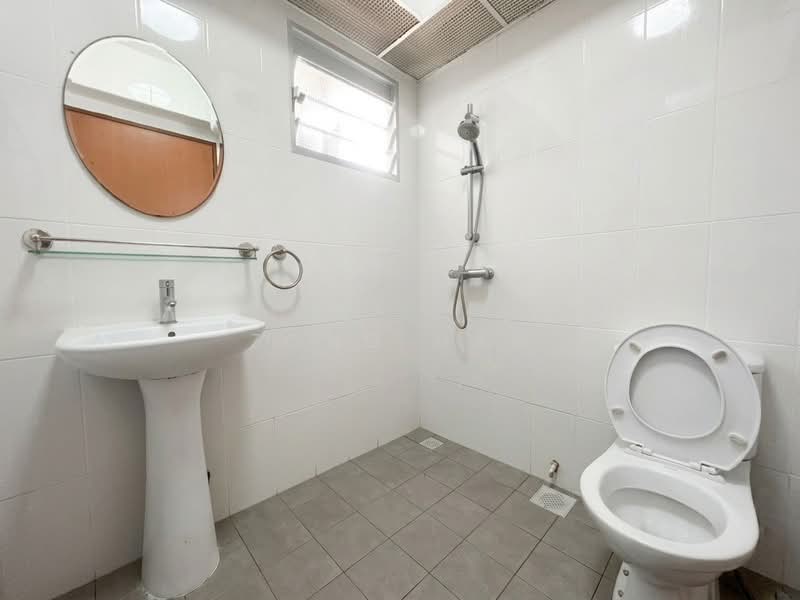 For Rent - 636C Senja Parc View