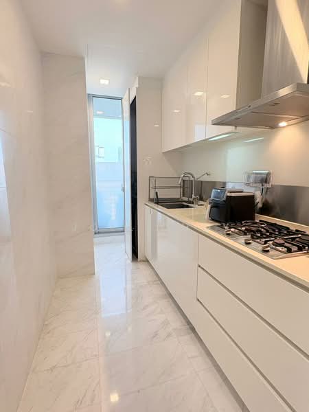Reflections at Keppel Bay Condominium For Sale at S$ 2,650,000 | PropertyGuru Singapore - Kitchen