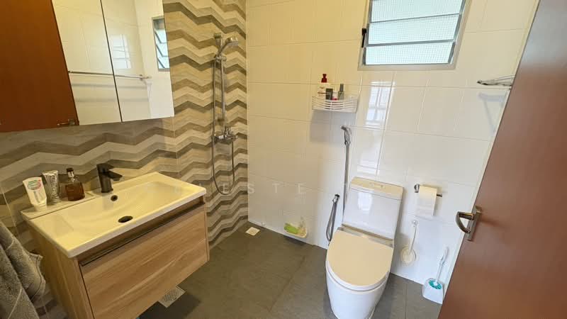 For Sale - 211B Compassvale Lane