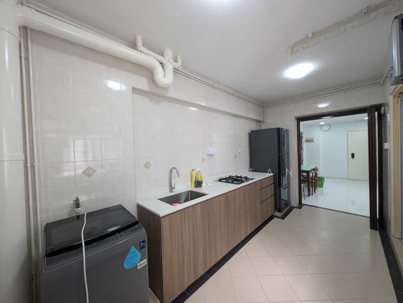 684B Choa Chu Kang Crescent, 684B Choa Chu Kang Crescent, 3 Bedrooms, 1,000 sqft, HDB Flat For Rent, by Desmond Tan, 60241912 - Kitchen - PropertyGuru.com.sg