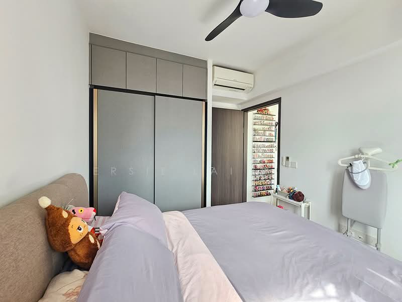 Riverfront Residences Condominium For Sale at S$ 815,000 | PropertyGuru Singapore