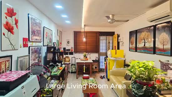 12 Lorong 7 Toa Payoh HDB Flat For Sale at S$ 365,000 | PropertyGuru Singapore