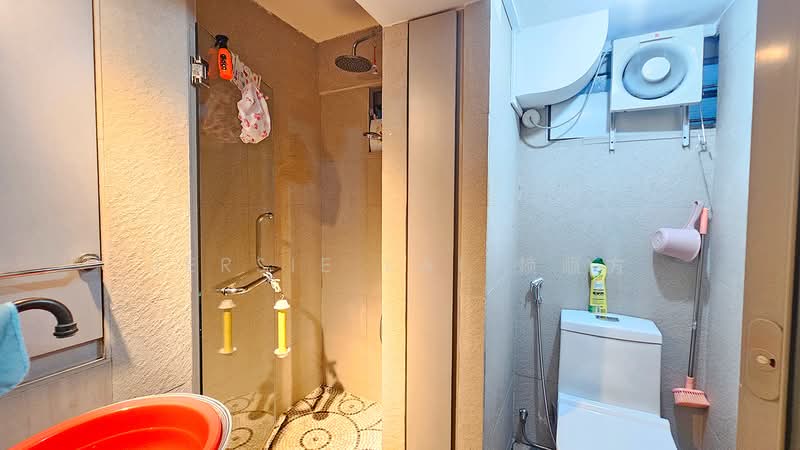 12 Lorong 7 Toa Payoh HDB Flat For Sale at S$ 365,000 | PropertyGuru Singapore