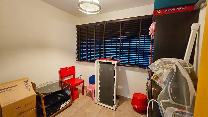 12 Lorong 7 Toa Payoh HDB Flat For Sale at S$ 365,000 | PropertyGuru Singapore