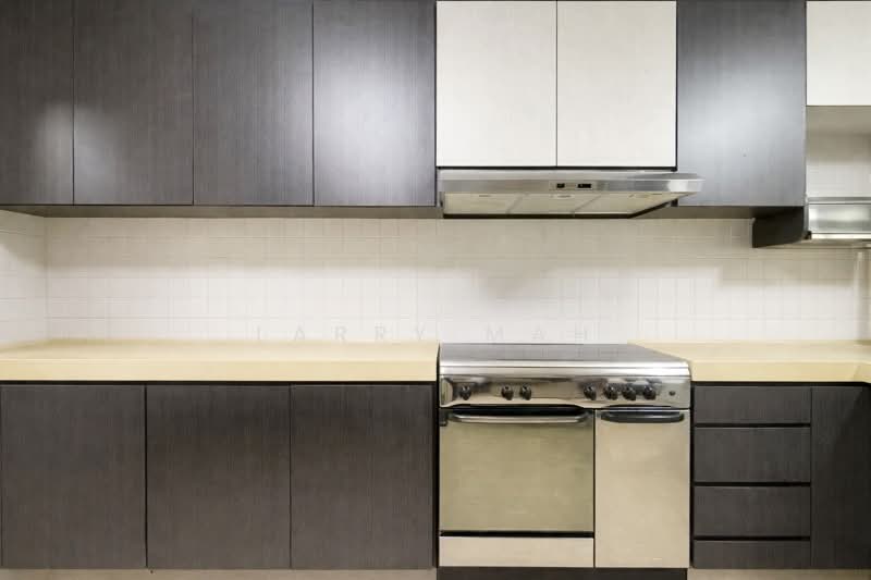 312 Bukit Batok Street 32 HDB Flat For Sale at S$ 430,000 | PropertyGuru Singapore