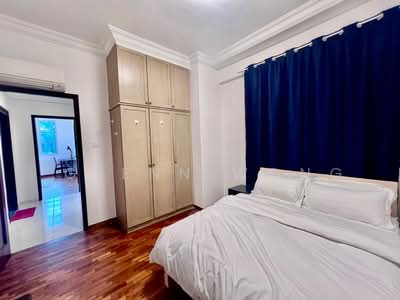 For Rent - Villa De West