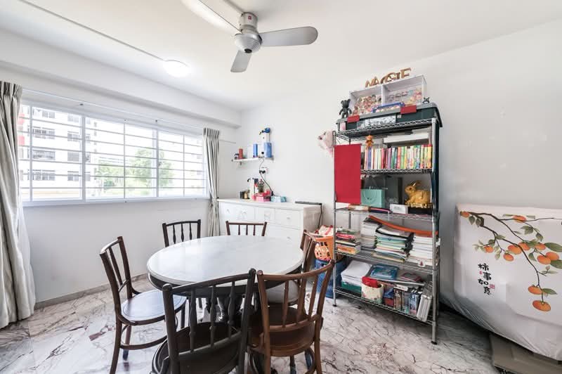 15 Eunos Crescent HDB Flat For Sale at S$ 750,000 | PropertyGuru Singapore