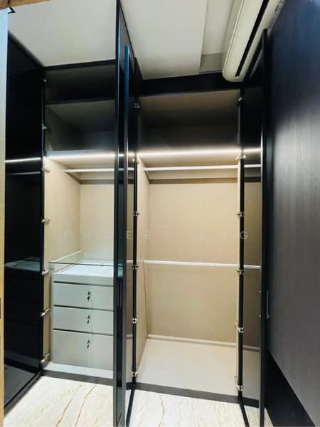 Queens Peak Condominium For Sale at S$ 1,211,888 | PropertyGuru Singapore