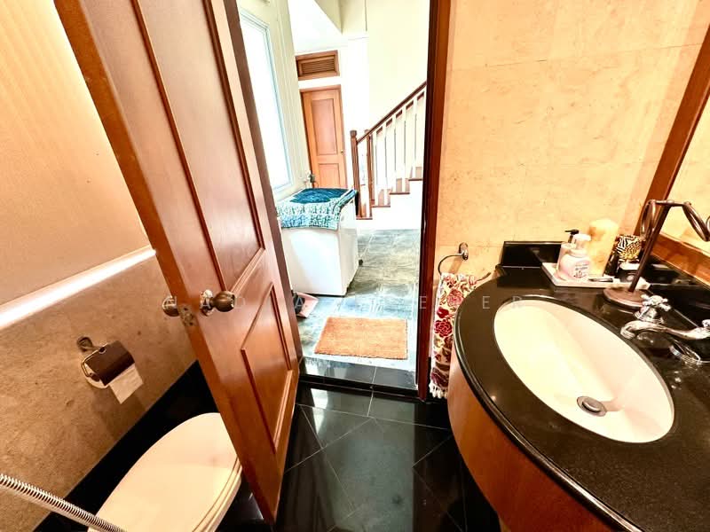 Seng Yong Villas, , Room Rental, 350 sqft, Corner Terrace For Rent, by Nadia Ederer, 60242124 - PropertyGuru.com.sg