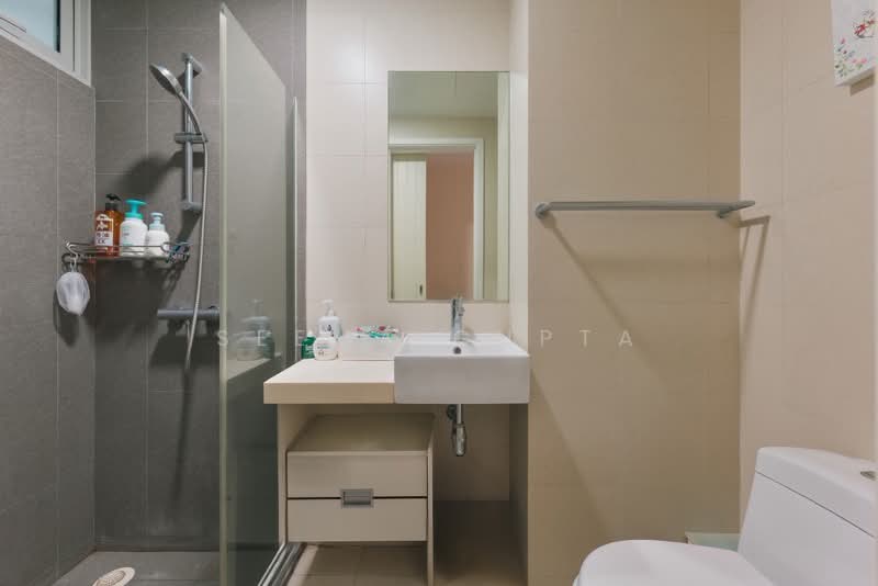 The Stellar, 18A West Coast Road, 2 Bedrooms, 1,044 sqft, Condominium For Rent, by Seema Gupta, 60242139 - PropertyGuru.com.sg