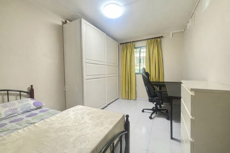 312 Bukit Batok Street 32 HDB Flat For Sale at S$ 430,000 | PropertyGuru Singapore