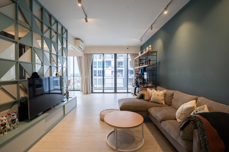 Signature At Yishun, 23 Yishun Street 51, 4 Bedrooms, 1,184 sqft, Executive Condominium For Sale, by Ben Lee, 60242188 - Living Room - PropertyGuru.com.sg