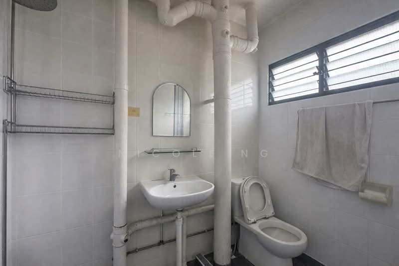 661 Hougang Avenue 4 HDB Flat For Sale at S$ 610,000 | PropertyGuru Singapore