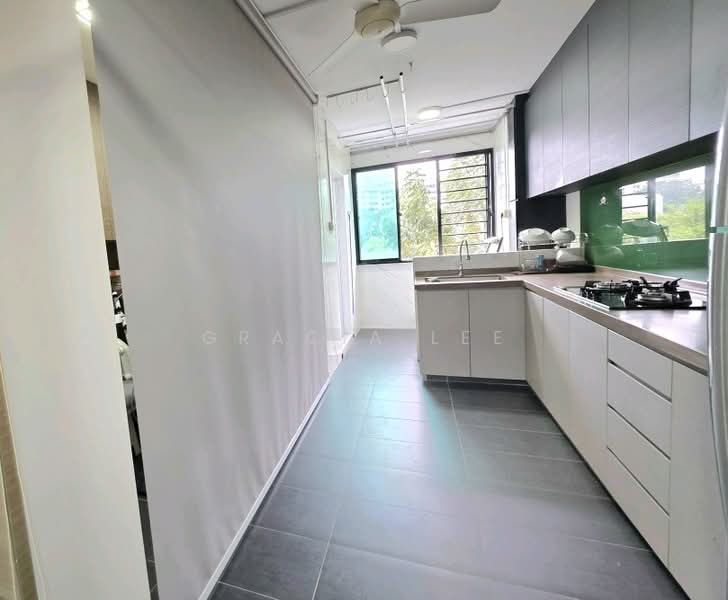 255 Bangkit Road HDB Flat For Sale at S$ 598,000 | PropertyGuru Singapore - Flexible Kitchen store 
