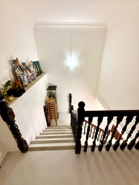 446 Hougang Avenue 8 HDB Flat For Sale at S$ 1,100,000 | PropertyGuru Singapore