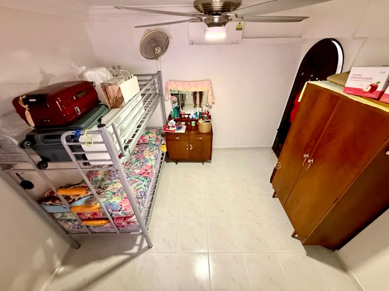 446 Hougang Avenue 8 HDB Flat For Sale at S$ 1,100,000 | PropertyGuru Singapore