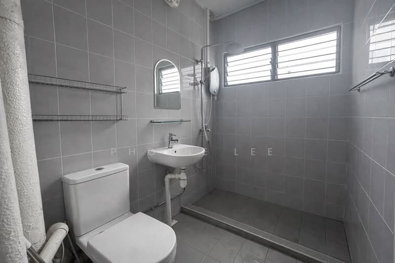 661 Hougang Avenue 4 HDB Flat For Sale at S$ 610,000 | PropertyGuru Singapore