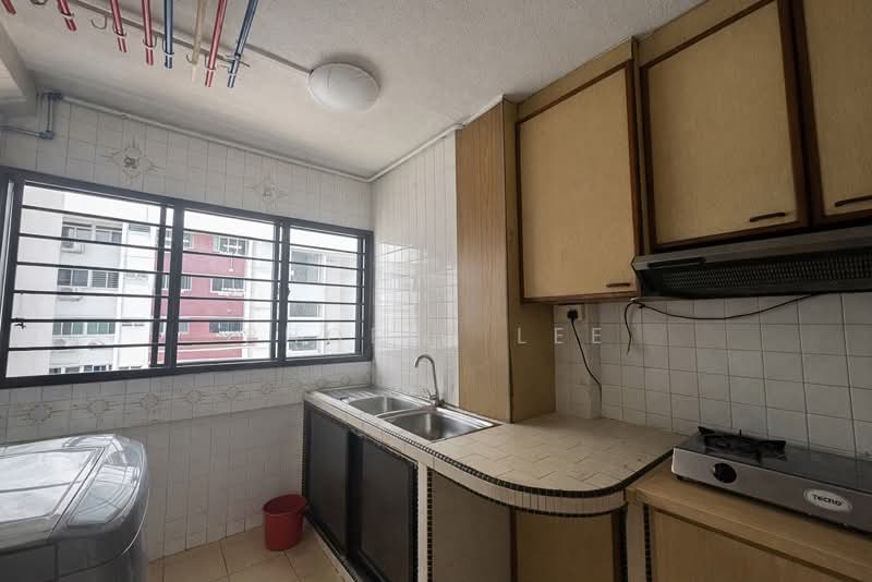 661 Hougang Avenue 4 HDB Flat For Sale at S$ 610,000 | PropertyGuru Singapore