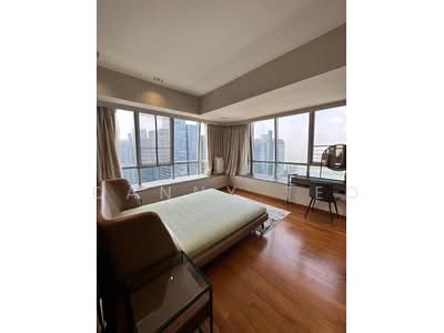 For Sale - V on Shenton