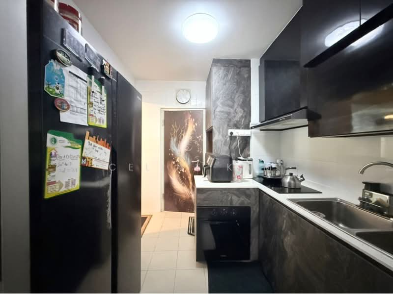 104D Canberra Street HDB Flat For Sale at S$ 580,000 | PropertyGuru Singapore