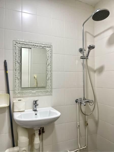 439 Ang Mo Kio Avenue 10, 439 Ang Mo Kio Avenue 10, 3 Bedrooms, 1,280 sqft, HDB Flat For Rent, by Xavier Ng, 60242509 - PropertyGuru.com.sg