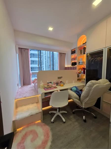 The Parc Condominium Condominium For Sale at S$ 2,880,000 | PropertyGuru Singapore