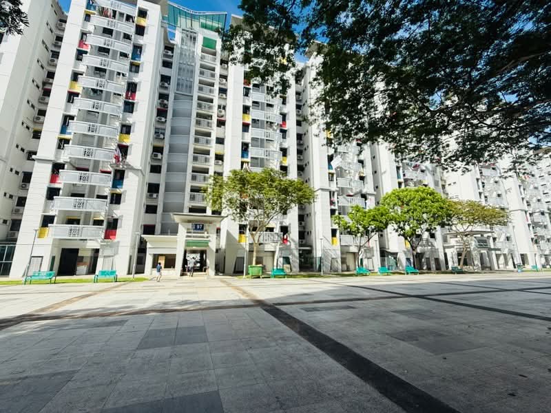 97 Aljunied Crescent HDB Flat For Sale at S$ 420,000 | PropertyGuru Singapore