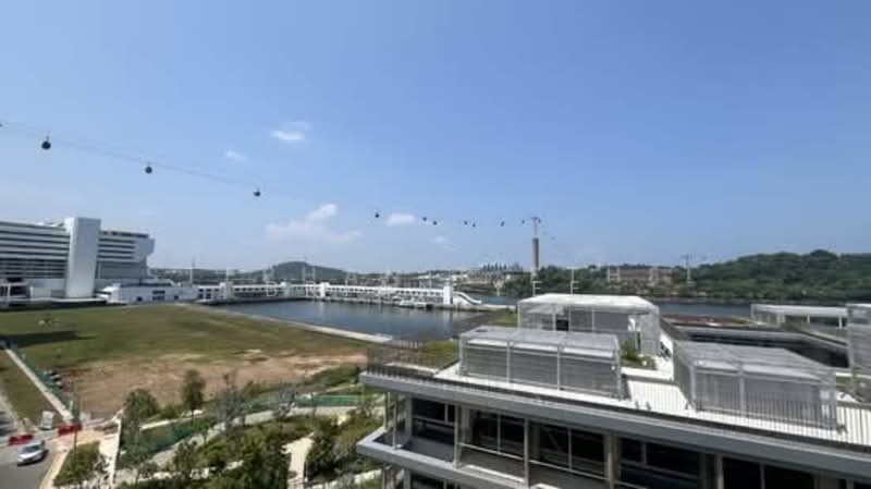 The Reef at King's Dock Condominium For Sale at S$ 2,288,000 | PropertyGuru Singapore