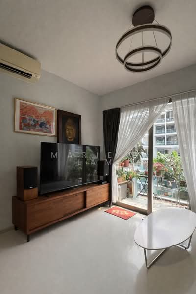 Waterfront Gold Condominium For Sale at S$ 1,560,000 | PropertyGuru Singapore