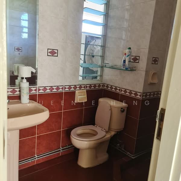 Cavendish Park, 16 Pine Grove, 2 Bedrooms, 926 sqft, Condominium For Rent, by Queenie Heng, 60242707 - PropertyGuru.com.sg