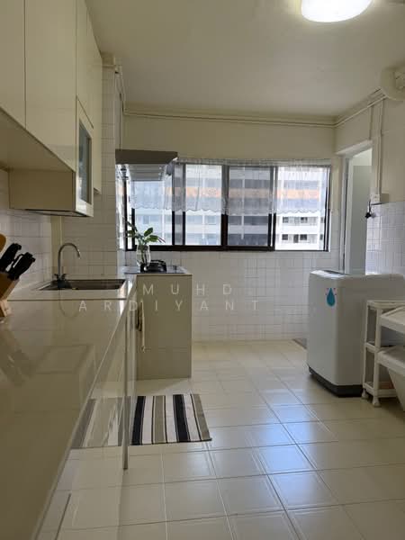 9 Gloucester Road HDB Flat For Sale at S$ 688,500 | PropertyGuru Singapore