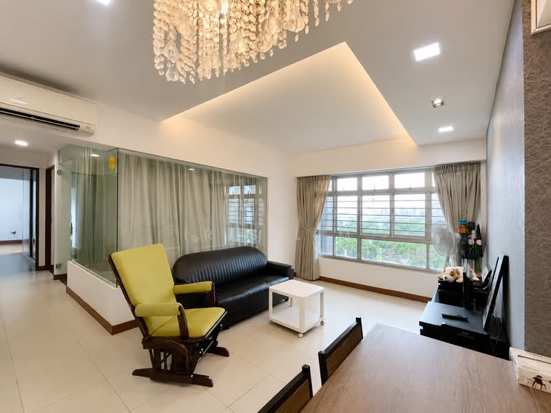 302B Punggol Place, 302B Punggol Place, 3 Bedrooms, 1,001 sqft, HDB Flat For Sale, by Iris Lim, 60242744 - Living Room - PropertyGuru.com.sg