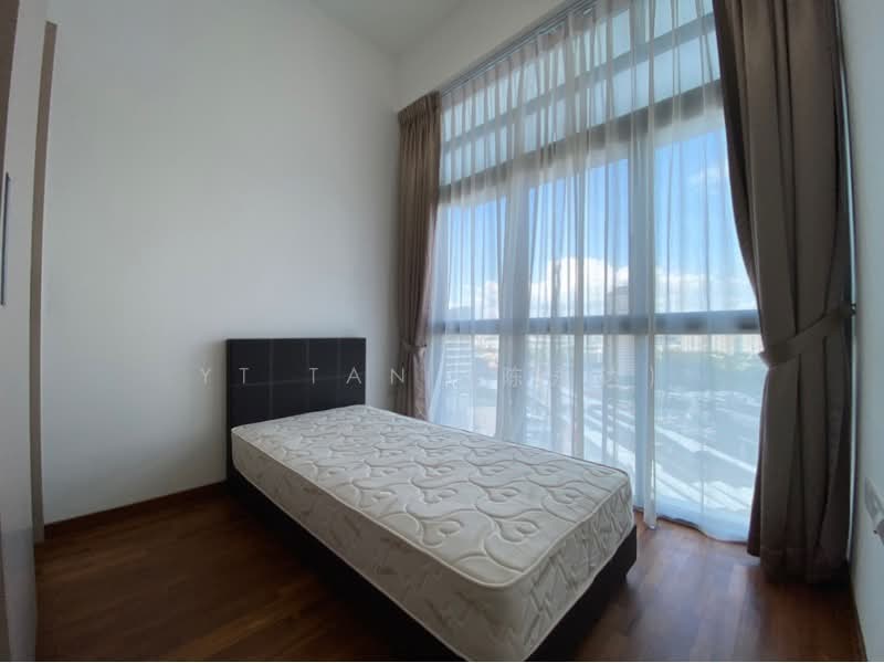 J Gateway, 6 Gateway Drive, 2 Bedrooms, 678 sqft, Condominium For Rent, by YT Tan (陈永达), 60242748 - PropertyGuru.com.sg