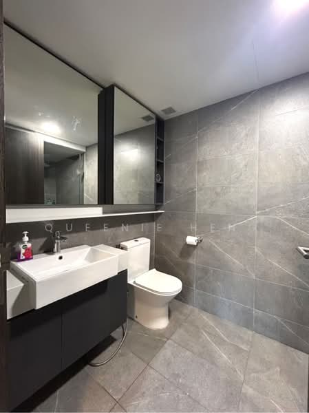 Riverfront Residences, 41 Hougang Avenue 7, 2 Bedrooms, 753 sqft, Condominium For Rent, by Queenie Heng, 60242791 - PropertyGuru.com.sg