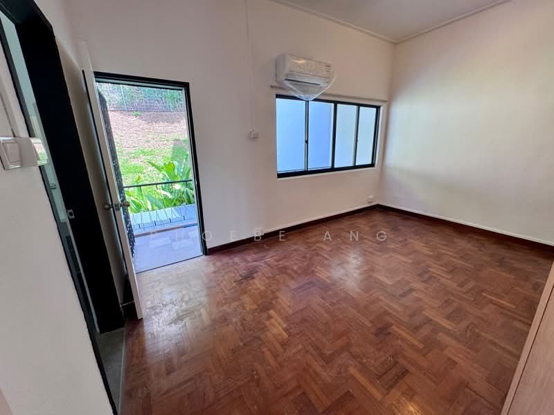 Shamrock Park, 89 Namly Place, 4 Bedrooms, 2,650 sqft, Semi-Detached House For Rent, by Phoebe Ang, 60242892 - PropertyGuru.com.sg