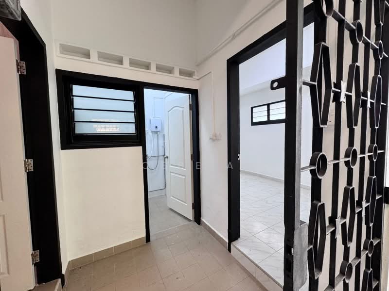 Shamrock Park, 89 Namly Place, 4 Bedrooms, 2,650 sqft, Semi-Detached House For Rent, by Phoebe Ang, 60242892 - PropertyGuru.com.sg