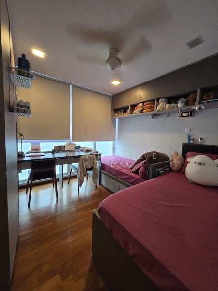 For Sale - Sovereign @ Simon