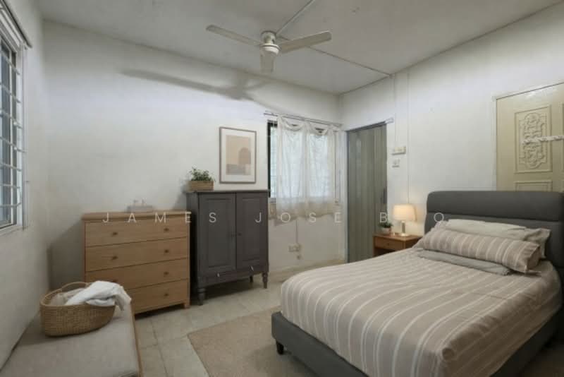 Huge Pasir Ris bungalow | Regular land | Min walk to beach Bungalow House For Sale at S$ 8,888,888 | PropertyGuru Singapore