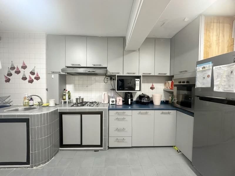 9 Holland Avenue, 9 Holland Avenue, 2 Bedrooms, 699 sqft, HDB Flat For Sale, by Leticia Ching, 60243120 - PropertyGuru.com.sg