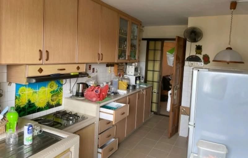 269 Bukit Batok East Avenue 4, 269 Bukit Batok East Avenue 4, 2 Bedrooms, 700 sqft, HDB Flat For Rent, by Boon Ng, 60243125 - PropertyGuru.com.sg