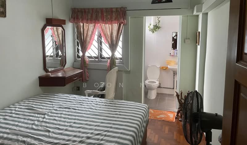 269 Bukit Batok East Avenue 4, 269 Bukit Batok East Avenue 4, 2 Bedrooms, 700 sqft, HDB Flat For Rent, by Boon Ng, 60243125 - Bedroom - PropertyGuru.com.sg