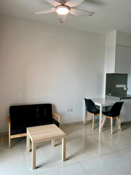 Kovan Regency, 2 Kovan Rise, 1 Bedroom, 614 sqft, Condominium For Rent, by Sim Boon Hui, 60243152 - PropertyGuru.com.sg