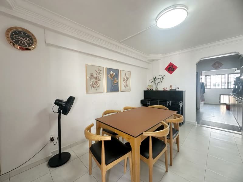 447 Choa Chu Kang Avenue 4, 447 Choa Chu Kang Avenue 4, 3 Bedrooms, 1,076 sqft, HDB Flat For Sale, by Leticia Ching, 60243155 - PropertyGuru.com.sg