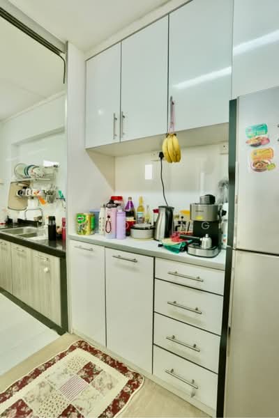 122 Hougang Avenue 1, 122 Hougang Avenue 1, 3 Bedrooms, 1,475 sqft, HDB Flat For Sale, by Veron Ng, 60243413 - PropertyGuru.com.sg